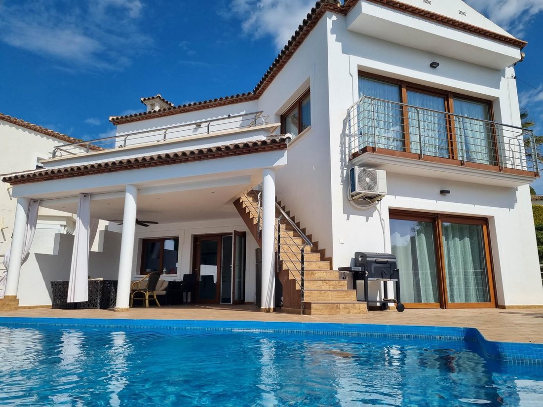 Villa in Altea, Valencian Community, Spain 2 - 18474775