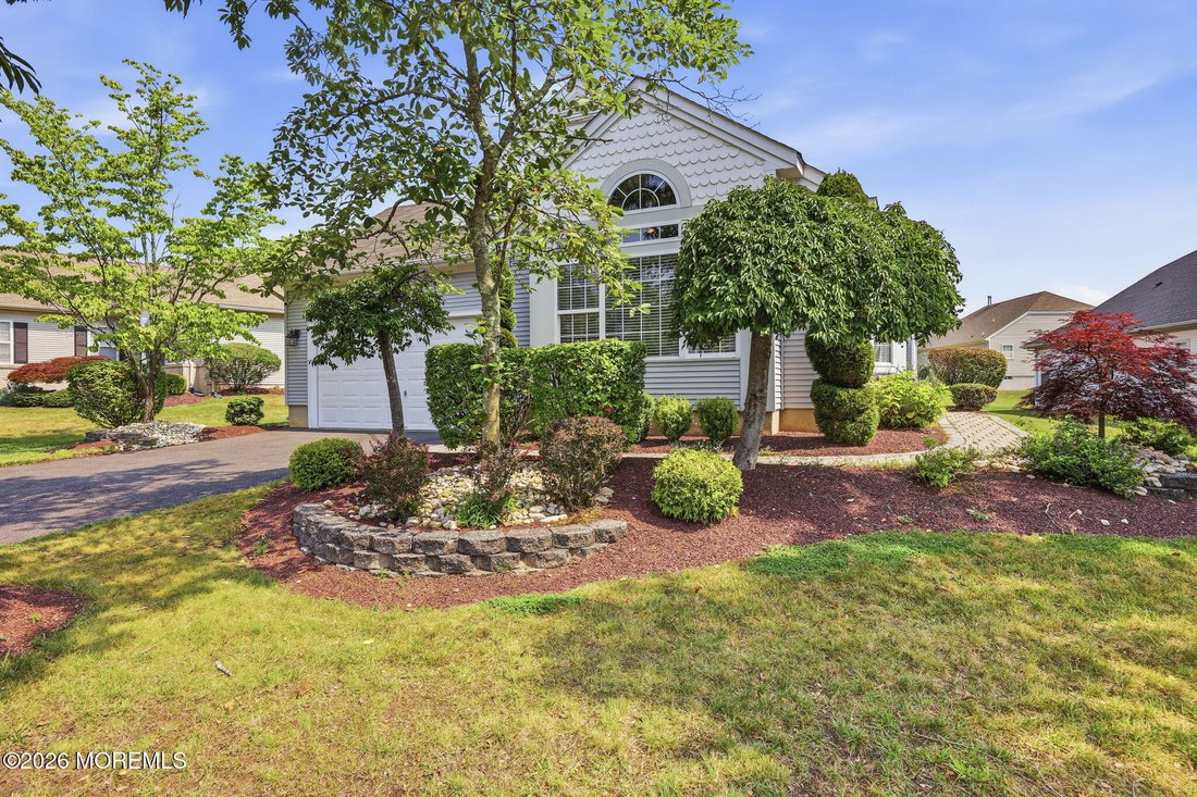 Manalapan Township, New Jersey, United States 2 - 18474074