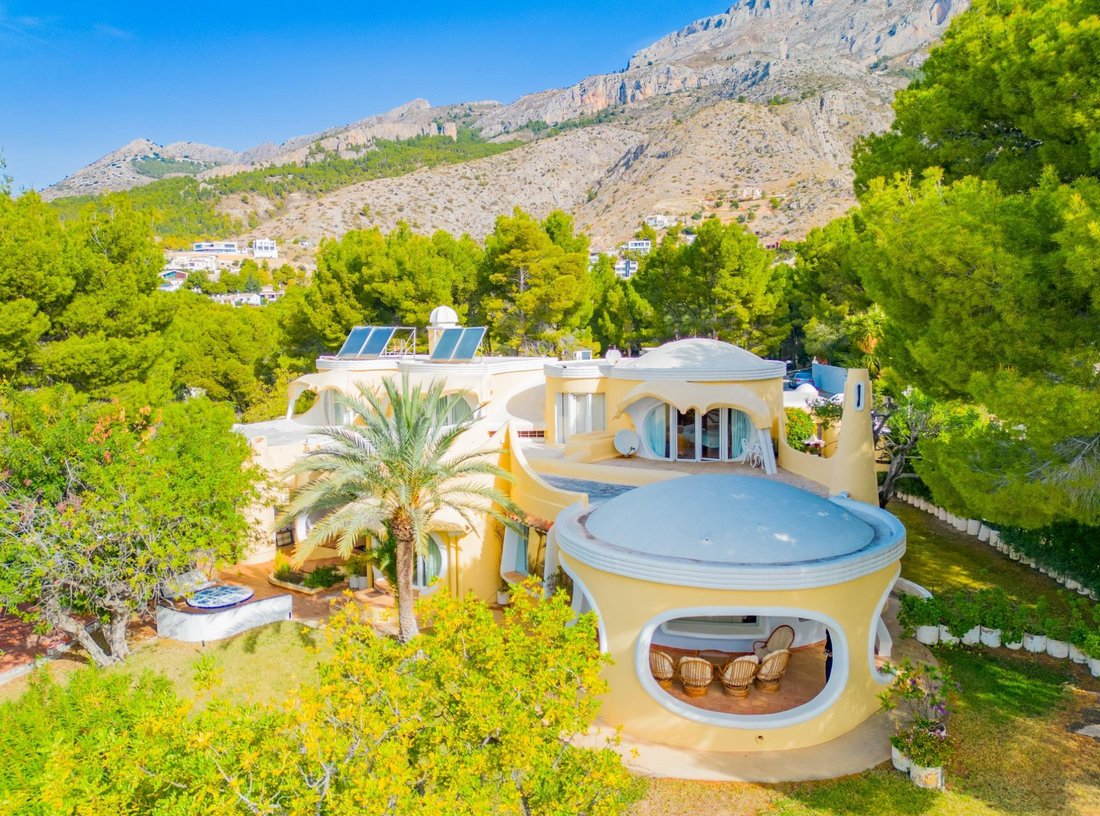 Villa in Altea, Valencian Community, Spain 1 - 18475147