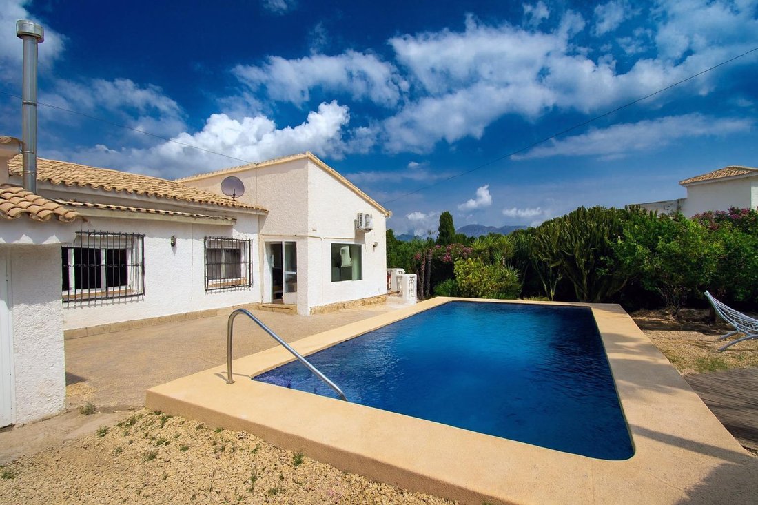 Chalet in l'Albir, l'Alfas del Pi, Valencian Community 1 - 18474485