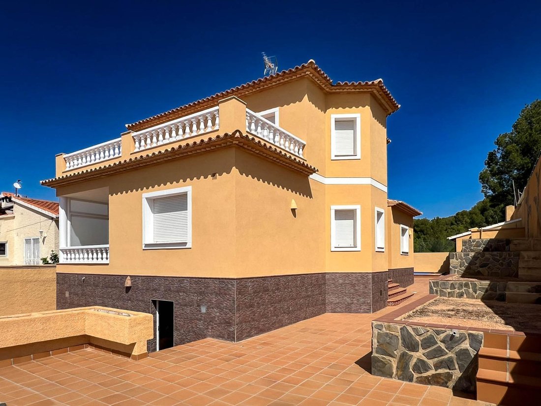 Villa in l'Alfas del Pi, Valencian Community, Spain 2 - 18475000