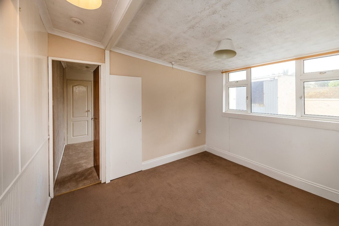 Bungalow in England 3 - 18473617
