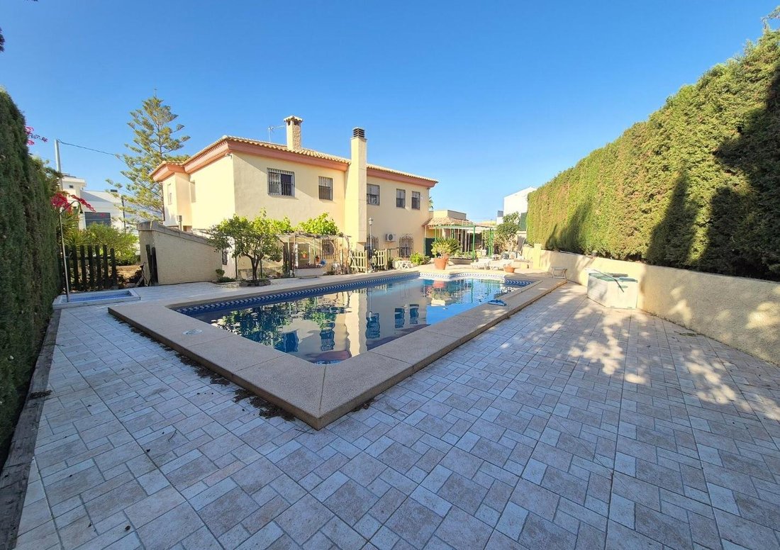 Chalet in l'Albir, l'Alfas del Pi, Valencian Community 4 - 18474250