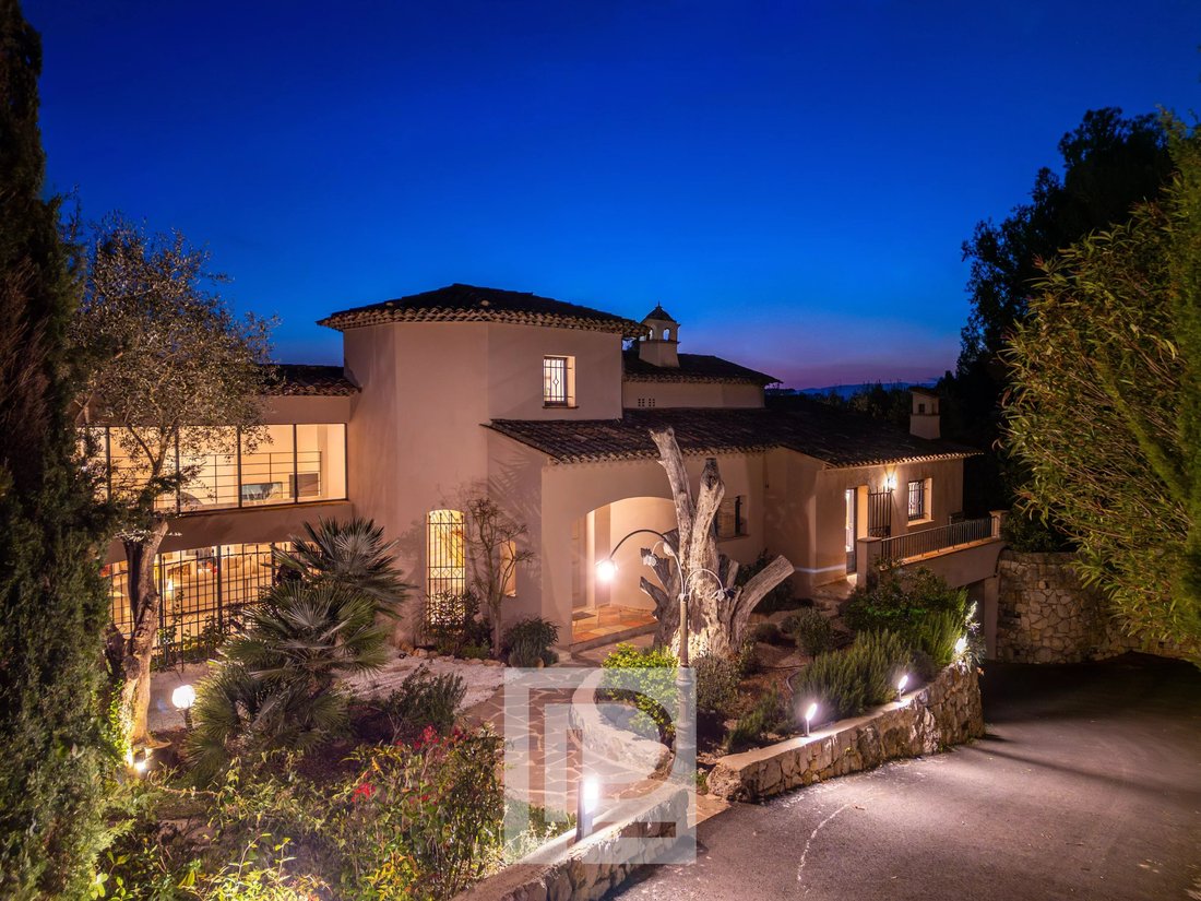 House in Mougins, Provence-Alpes-Côte d'Azur, France 1 - 18473671