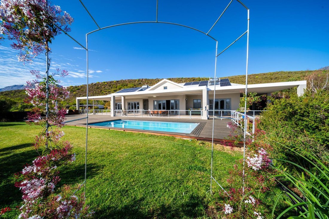House in Montagu, Western Cape, South Africa 1 - 18474137