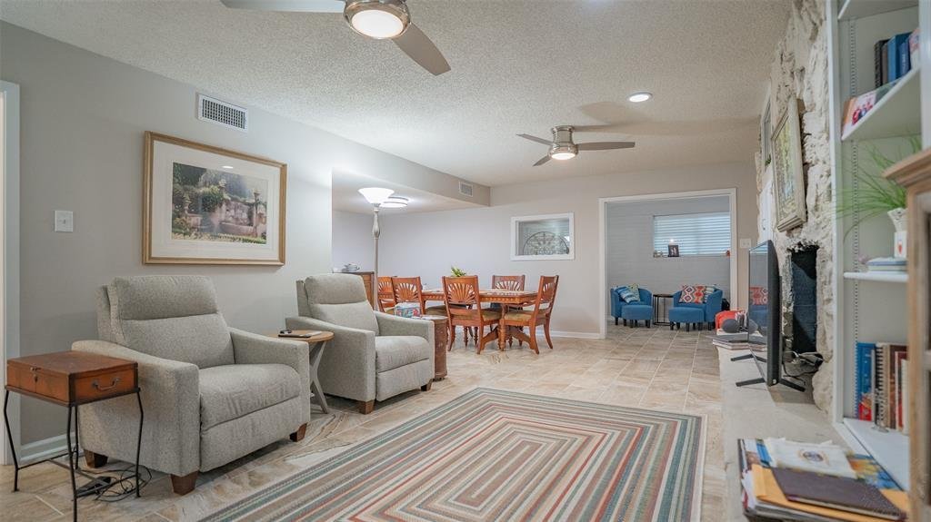 House in Granbury, Texas, United States 5 - 18340696