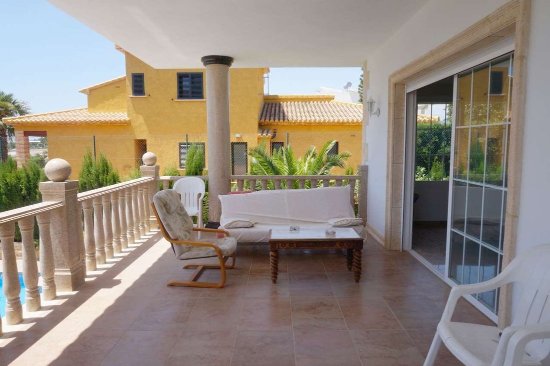 Villa in l'Alfas del Pi, Valencian Community, Spain 5 - 18475137
