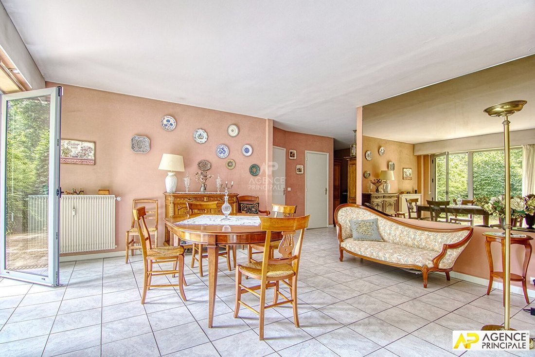 Apartment in Domaine National du Château, Versailles, France 4 - 18474365
