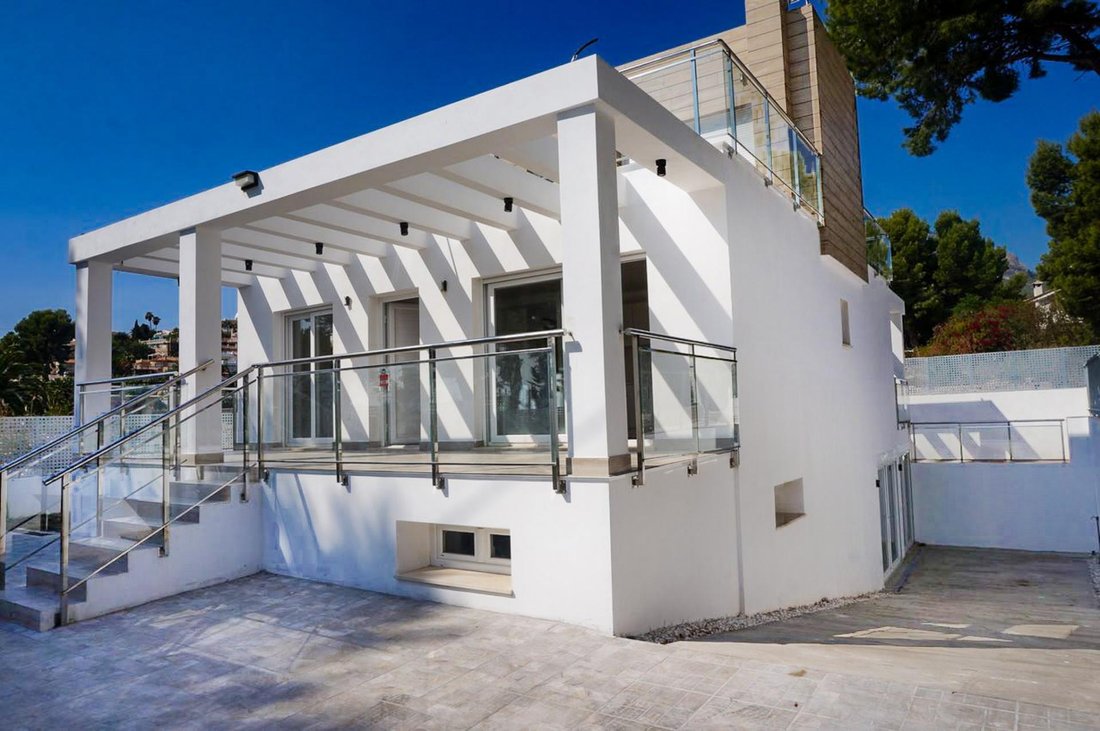 Villa in la Nucia, Valencian Community, Spain 2 - 18474873