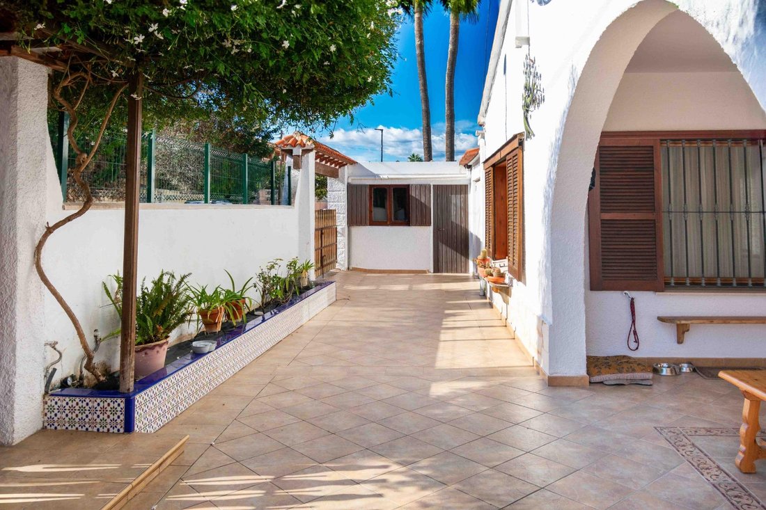 Chalet in l'Albir, l'Alfas del Pi, Valencian Community 4 - 18474129