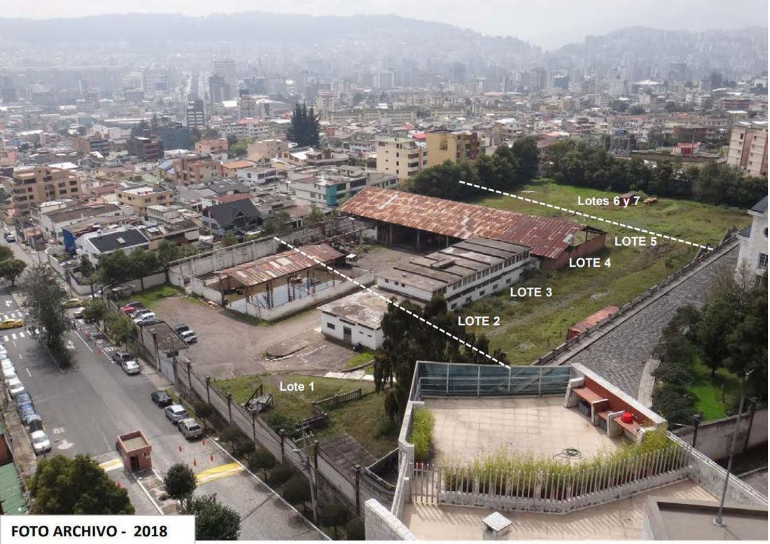 Land in Quito, Pichincha, Ecuador 1 - 18474058