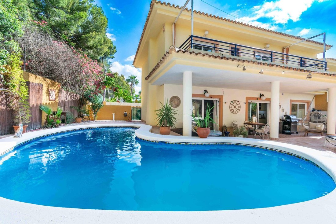 Chalet in l'Albir, l'Alfas del Pi, Valencian Community 1 - 18474023