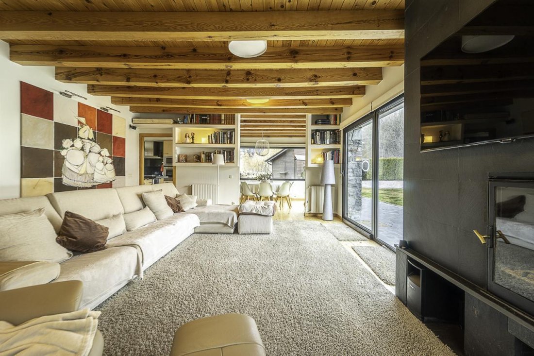 Chalet in Ordino, Ordino, Andorra 1 - 18473533