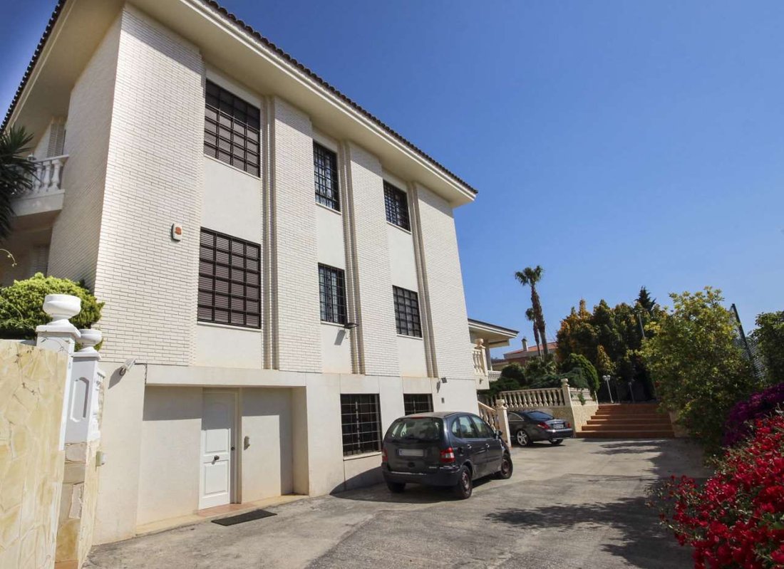 Villa in Benidorm, Valencian Community, Spain 4 - 18475237