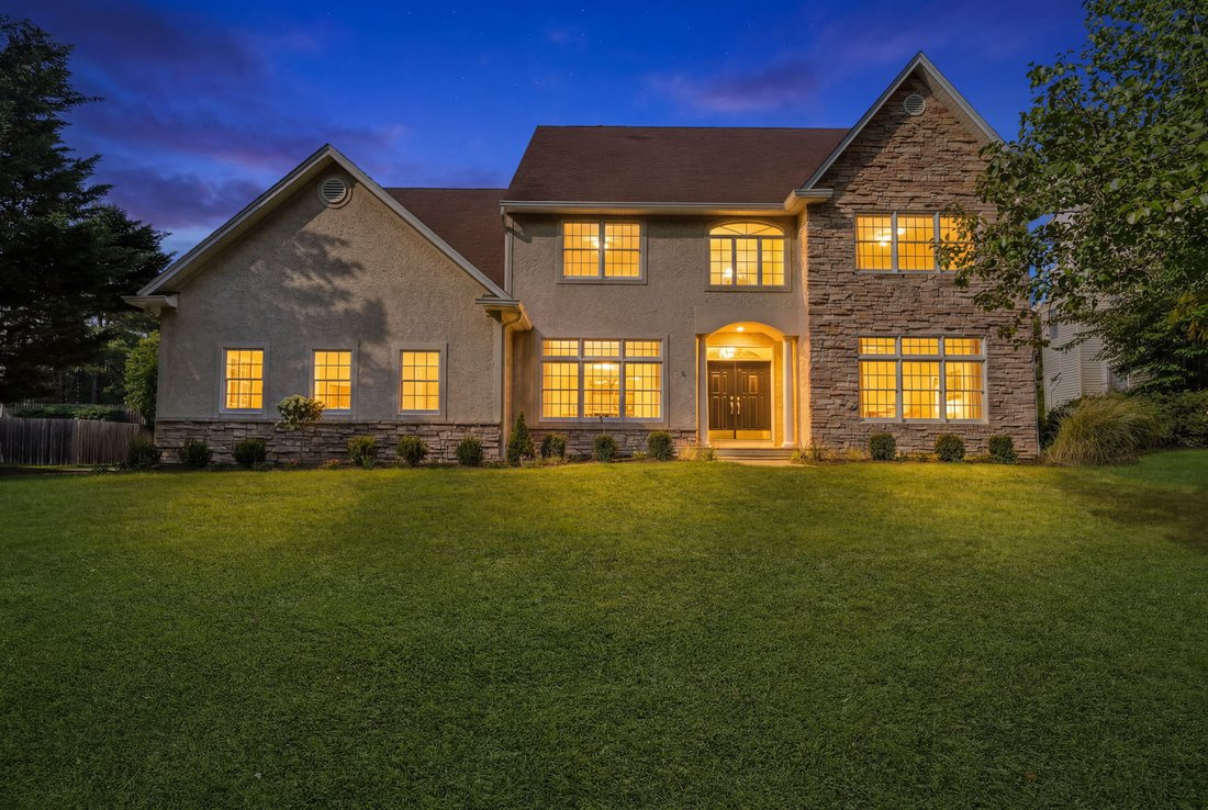 West Orange, New Jersey, United States 1 - 18452713