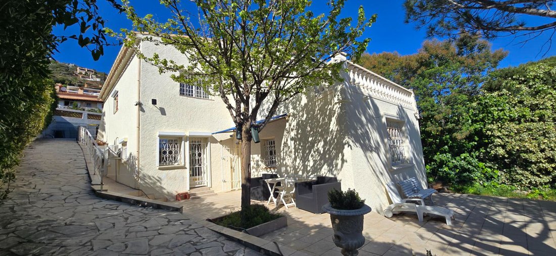 Villa in Le Dramont-Agay-Anthéor-Le Trayas, Saint-Raphaël, France 1 - 18473232
