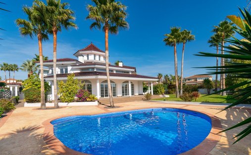 Villa in l'Alfas del Pi, Valencian Community, Spain 1