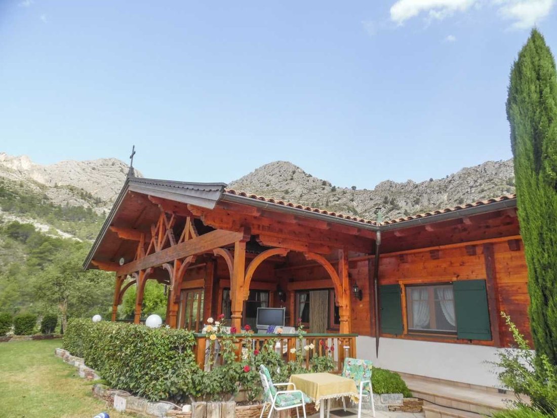 Chalet in Finestrat, Valencian Community, Spain 4 - 18474402