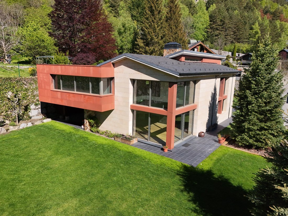 Chalet in Arinsal, La Massana, Andorra 1 - 18473662