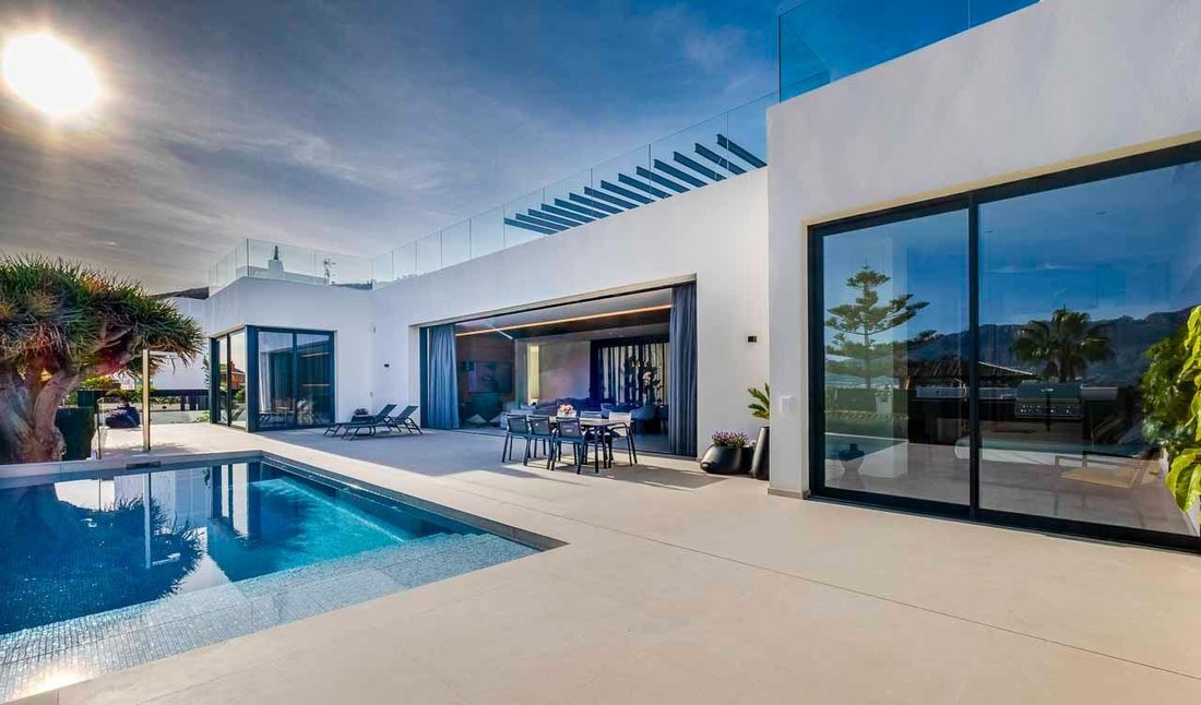 Villa in l'Albir, l'Alfas del Pi, Valencian Community 5 - 18474624