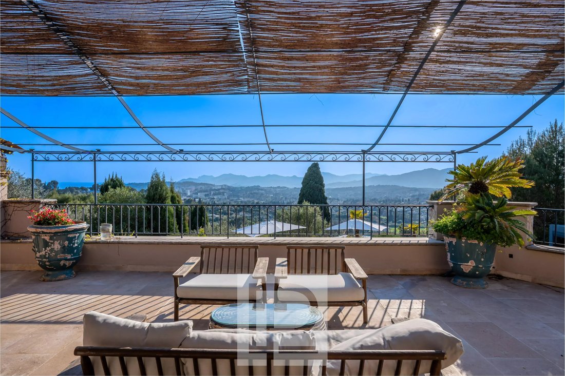 House in Mougins, Provence-Alpes-Côte d'Azur, France 3 - 18473671