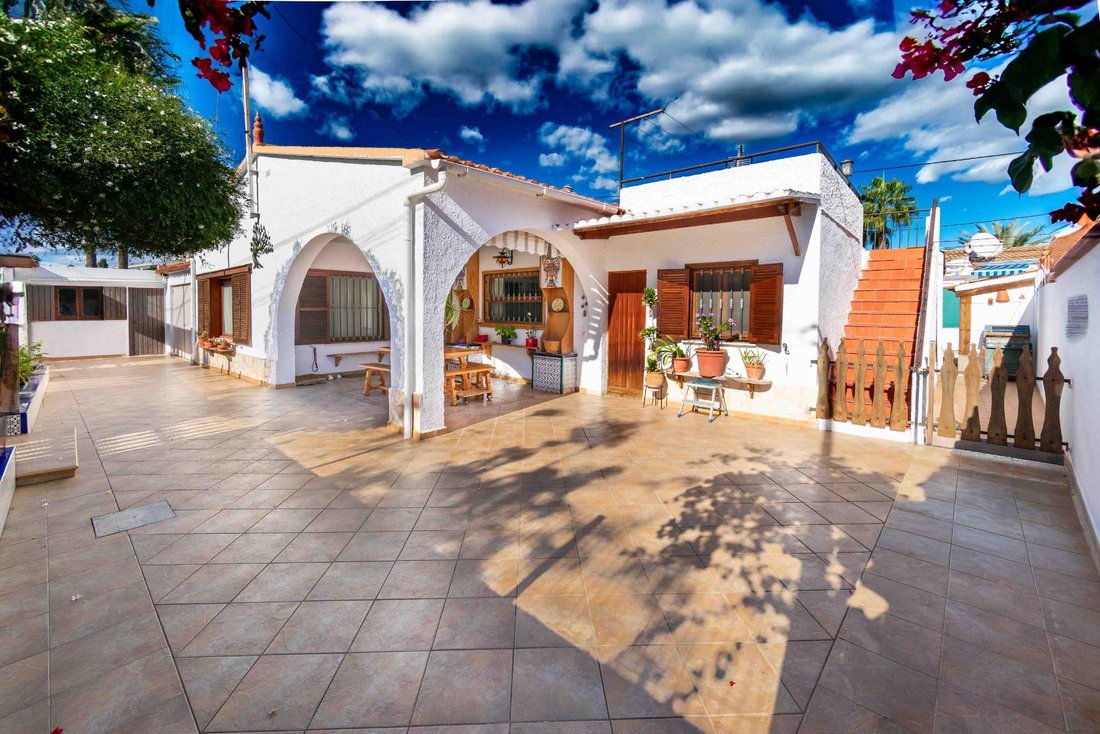 Chalet in l'Albir, l'Alfas del Pi, Valencian Community 3 - 18474129