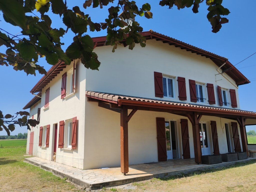Villa in Saint-Jean-de-Marsacq, Nouvelle-Aquitaine, France 1 - 18473222