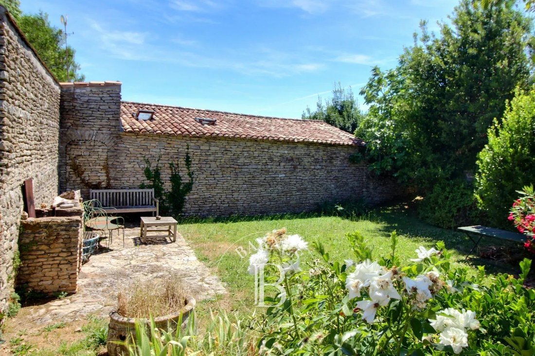 House in Les Portes-en-Ré, Nouvelle-Aquitaine, France 5 - 18474076