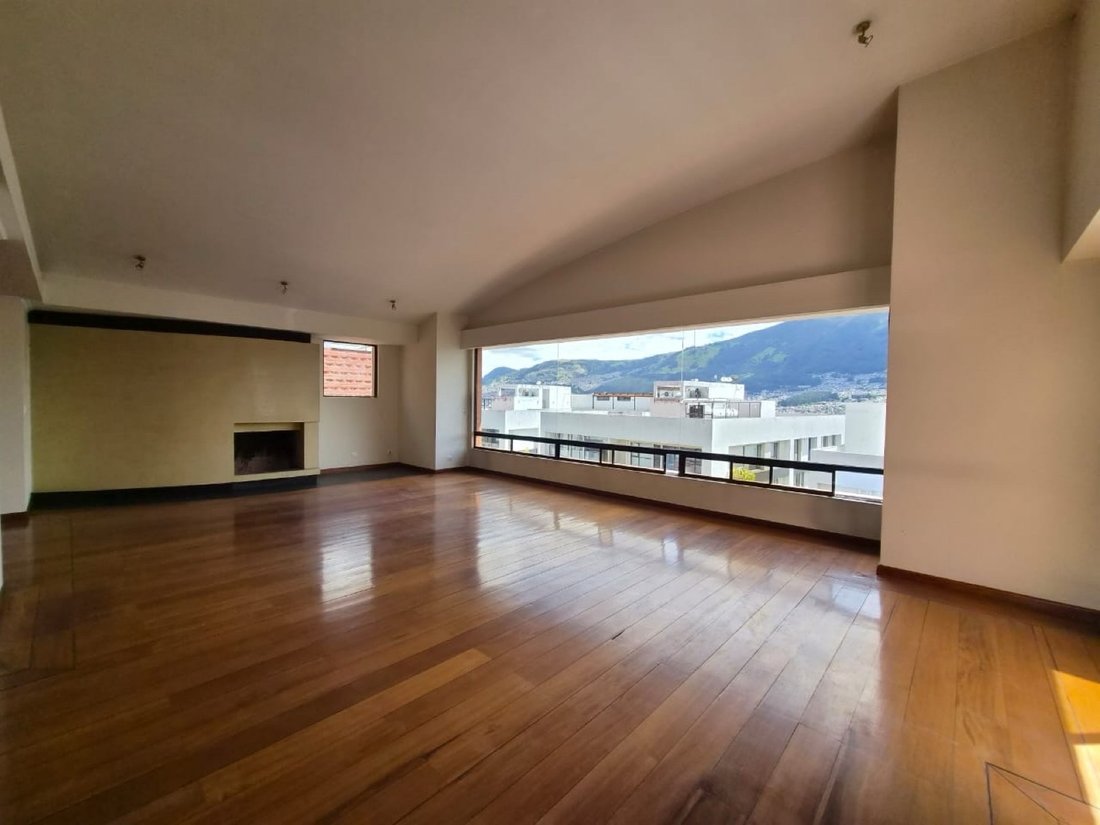 Apartment in Quito, Pichincha, Ecuador 2 - 18474095