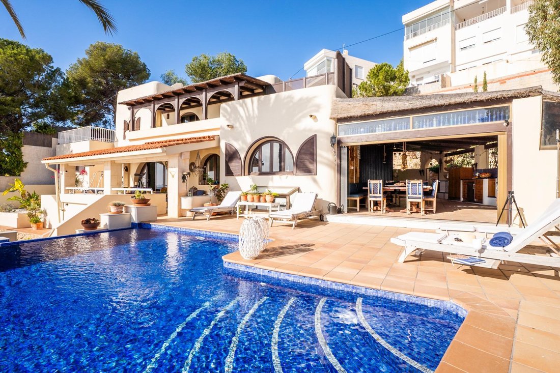 Villa in la Vila Joiosa / Villajoyosa, Valencian Community, Spain 5 - 18474682