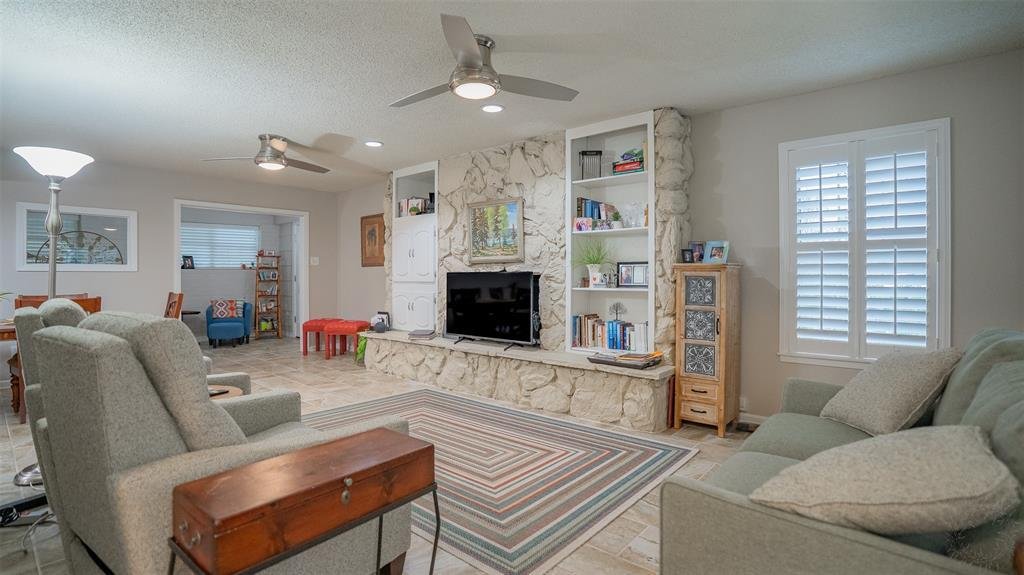 House in Granbury, Texas, United States 4 - 18340696