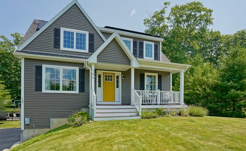 House in Barrington, New Hampshire, United States 1