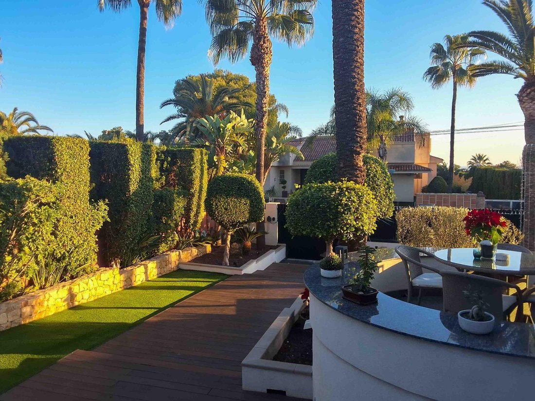 Villa in la Nucia, Valencian Community, Spain 4 - 18474508