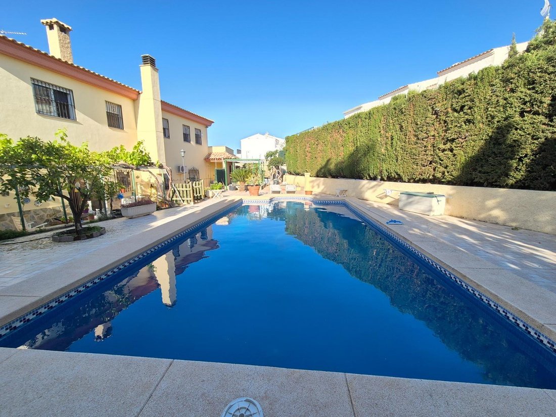 Chalet in l'Albir, l'Alfas del Pi, Valencian Community 1 - 18474250