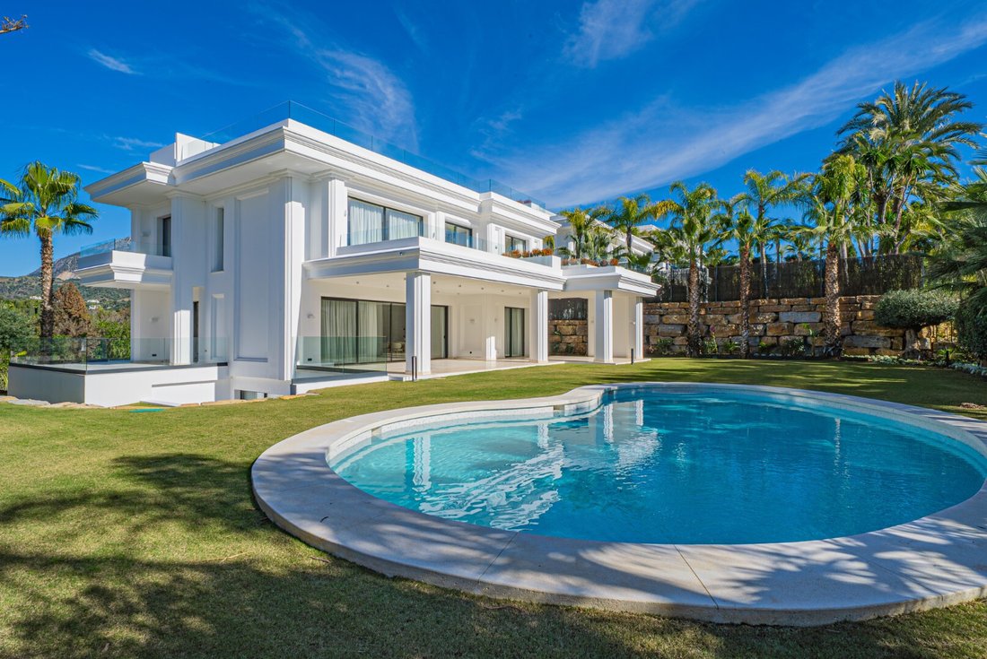Villa in Golden Mile, Andalusia, Spain 1 - 18473613