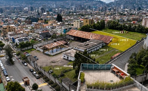 Land in Quito, Pichincha, Ecuador 1