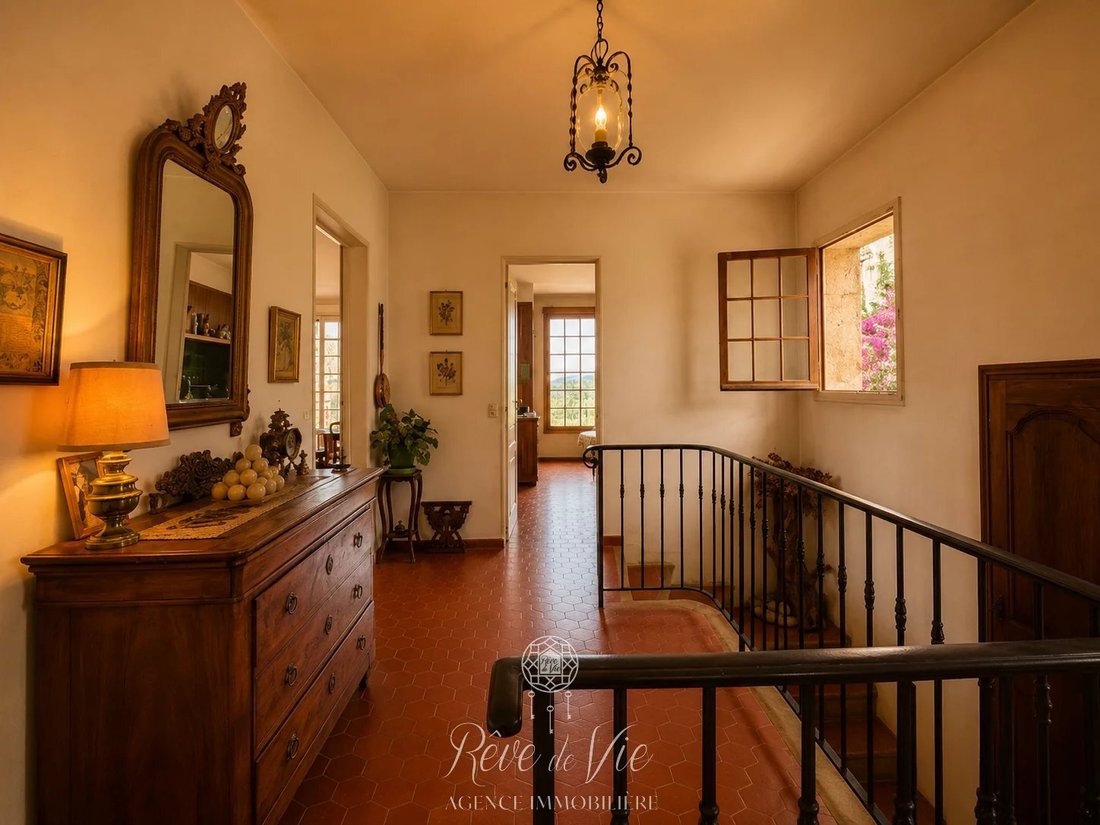 House in Nord Est, Bormes-les-Mimosas, France 2 - 18473773