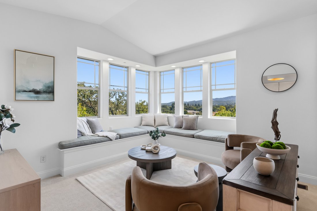 House in Novato, California, United States 3 - 18473855