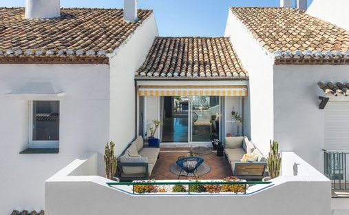 Attico a Atalaya Isdabe, Estepona, Andalusia 1