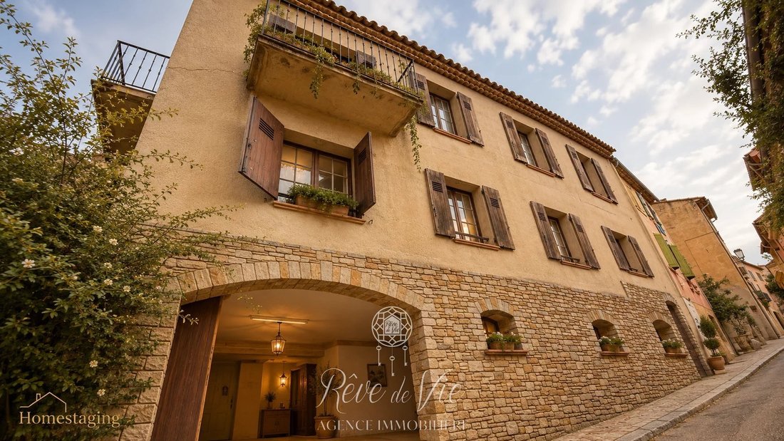 House in Nord Est, Bormes-les-Mimosas, France 1 - 18473773