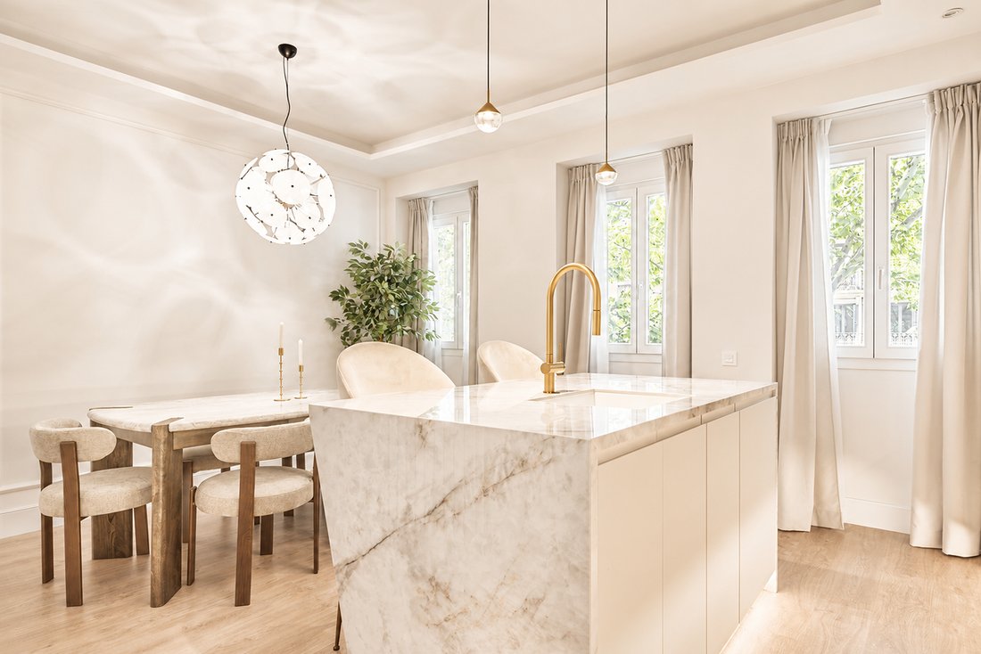 Apartment in Chamberi, Madrid, Spain 5 - 18435356