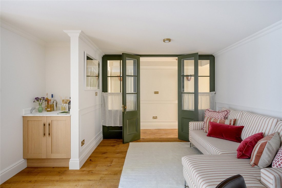 Apartment in Ladbroke Grove, Kensington And Chelsea, England 4 - 18473490