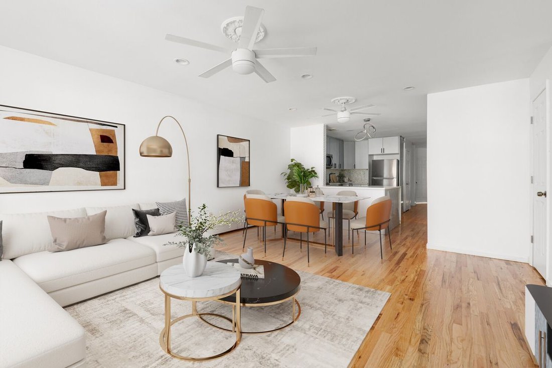 House in New York, New York, United States 1 - 18016916