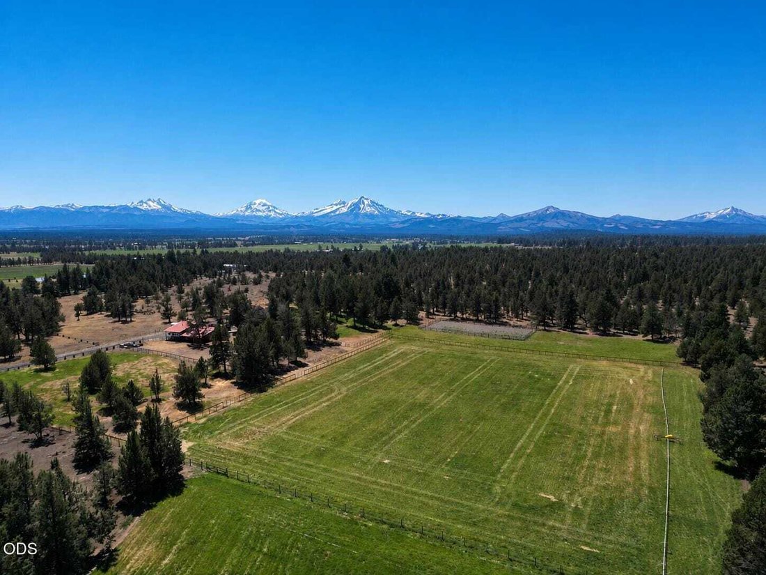 House in Sisters, Oregon, United States 3 - 18474057