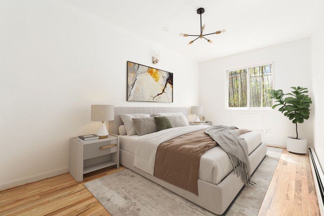 House in New York, New York, United States 5 - 18016916