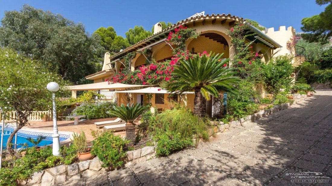 Villa in Altea, Valencian Community, Spain 3 - 18474819