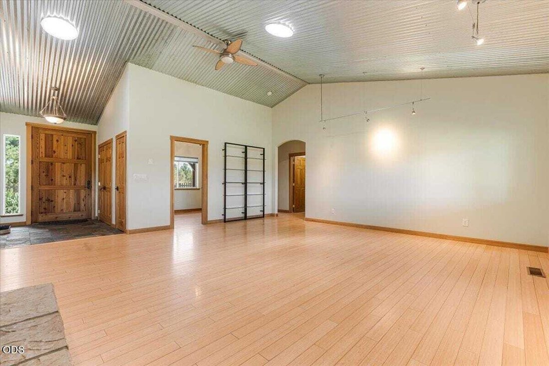 House in Sisters, Oregon, United States 5 - 18474057