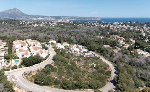 Bungalow in Xabia / Javea, Valencian Community, Spain 1