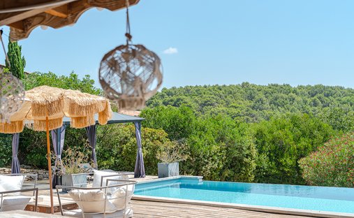Casa en Roquefort-la-Bedoule, Provenza-Alpes-Costa Azul, Francia 1
