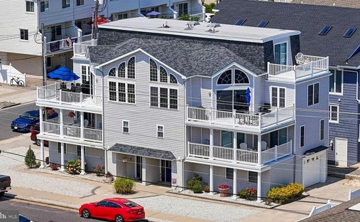 Condo in Sea Isle City, New Jersey, United States 1